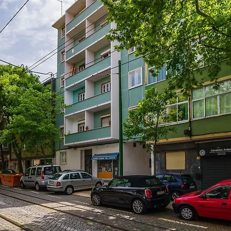 Pedrouços 37 Apartamento *