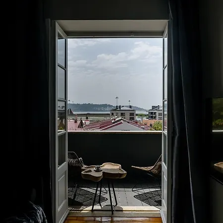 Pedrouços 37 Apartamento Lisboa